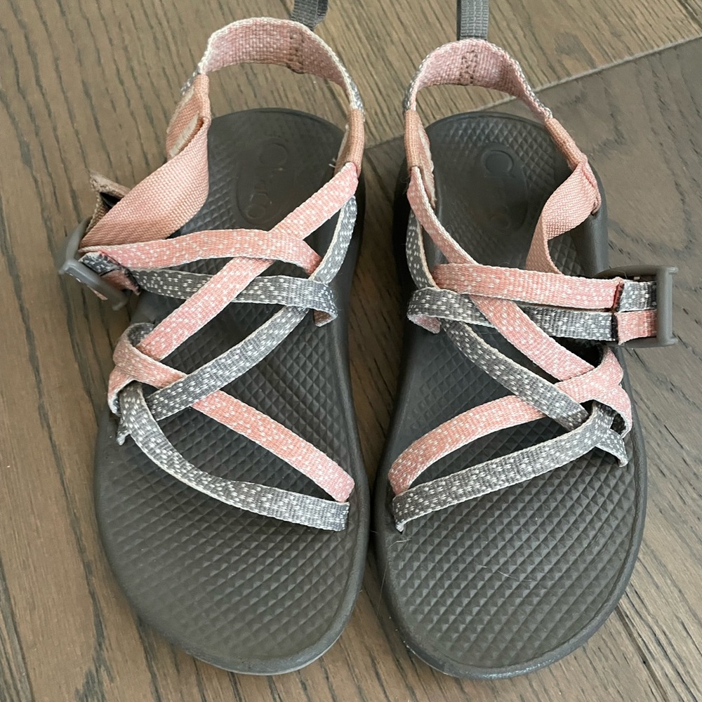 Chaco Sandals Sz 2